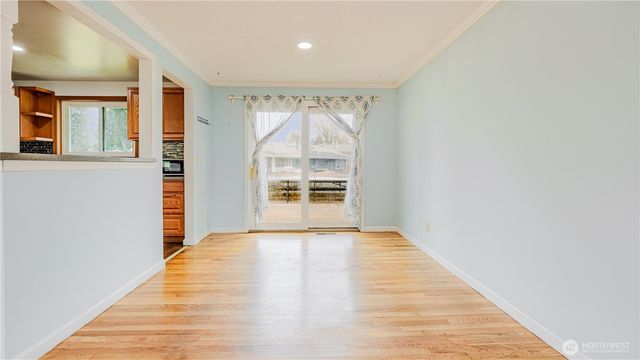 3319 S 249th Place, Kent, WA 98032