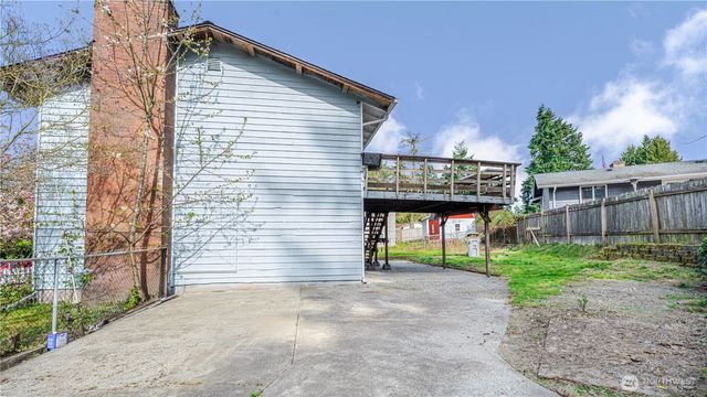 3319 S 249th Place, Kent, WA 98032