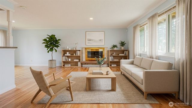 3319 S 249th Place, Kent, WA 98032