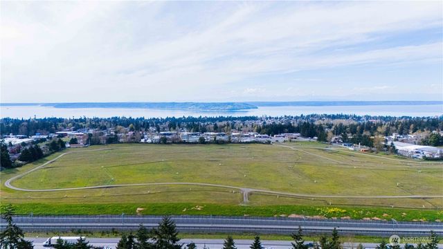 3319 S 249th Place, Kent, WA 98032