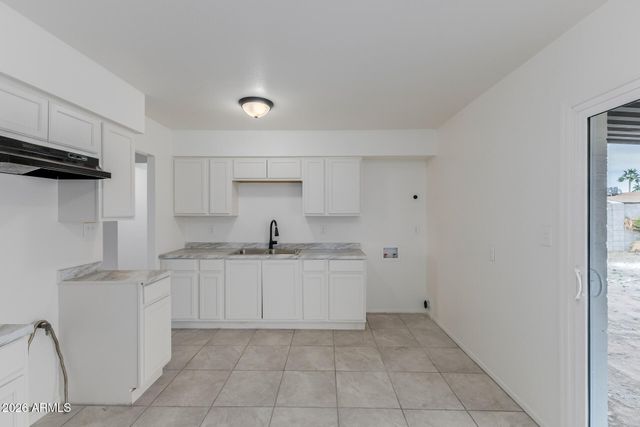 2525 N 47TH Drive, Phoenix, AZ 85035