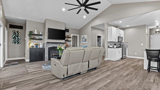 67190 Sunnyside Road, Montrose, CO 81401