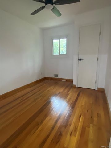 43 Newtown Avenue, Selden, NY 11784