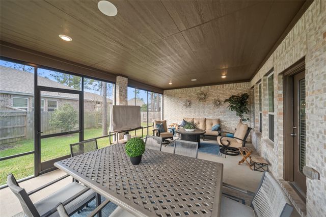 305 Royal Lily Trail, Montgomery, TX 77316