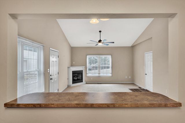 3827 Alexandra CT, Roanoke, VA 24012