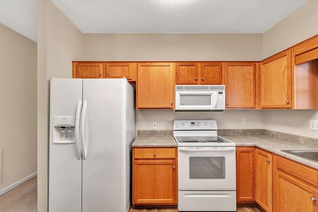 3827 Alexandra CT, Roanoke, VA 24012