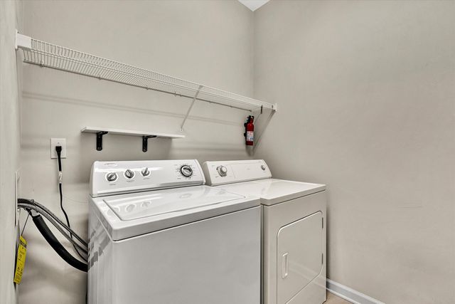 3827 Alexandra CT, Roanoke, VA 24012