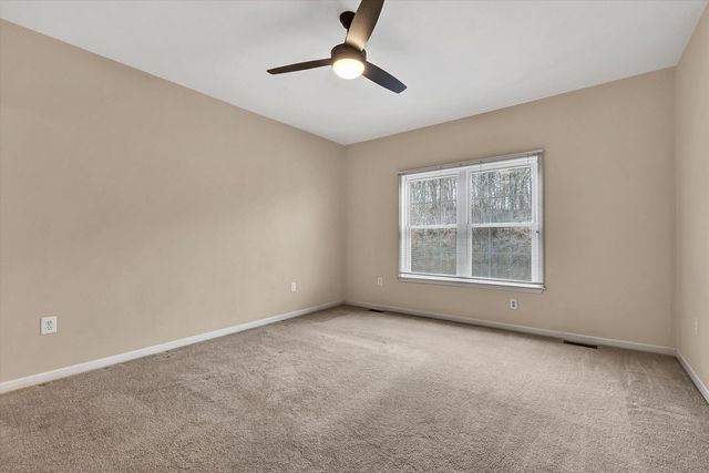 3827 Alexandra CT, Roanoke, VA 24012