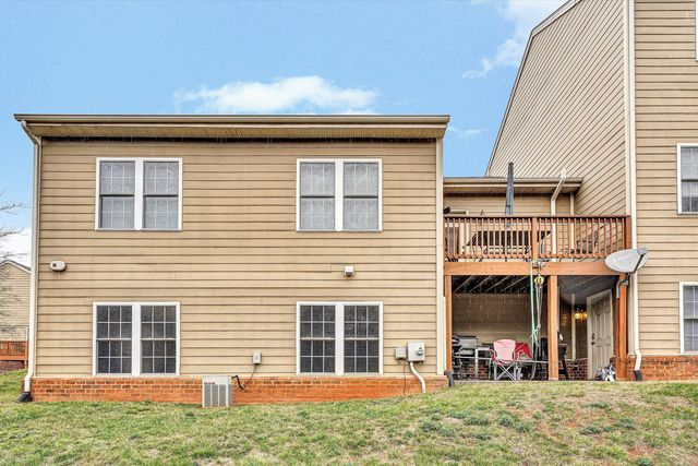 3827 Alexandra CT, Roanoke, VA 24012