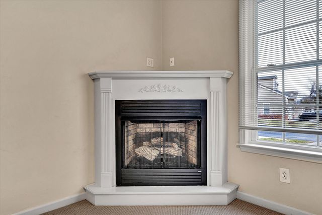 3827 Alexandra CT, Roanoke, VA 24012