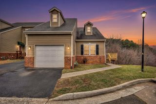 3827 Alexandra CT, Roanoke, VA 24012