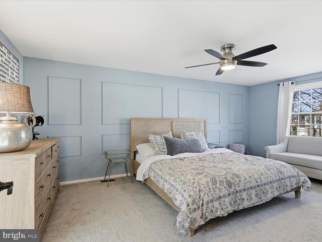 1537 SADLERS WELLS DR, Herndon, VA 20170