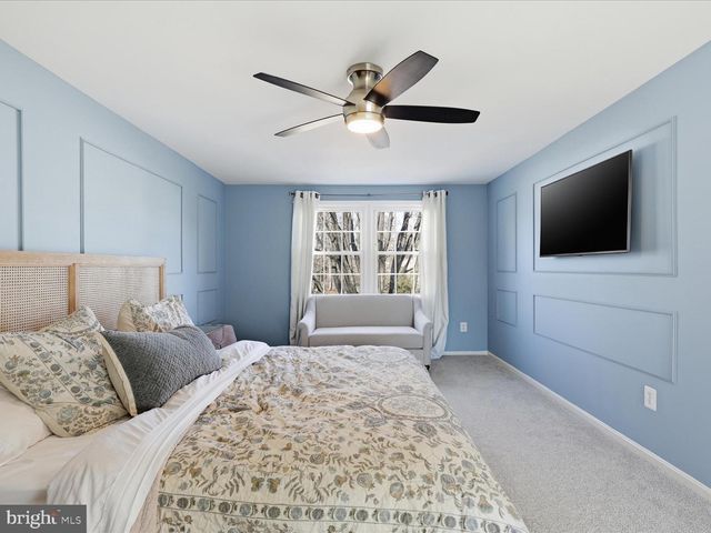 1537 SADLERS WELLS DR, Herndon, VA 20170