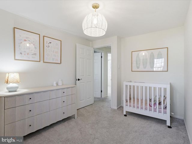 1537 SADLERS WELLS DR, Herndon, VA 20170