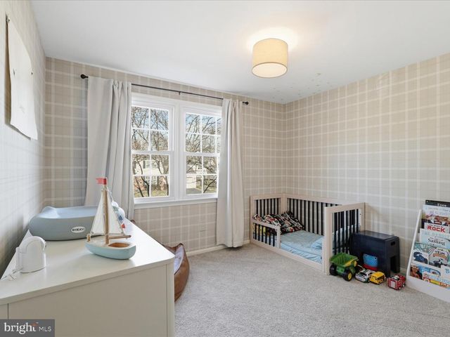1537 SADLERS WELLS DR, Herndon, VA 20170