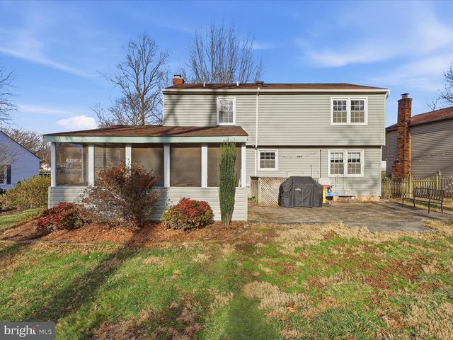 1537 SADLERS WELLS DR, Herndon, VA 20170