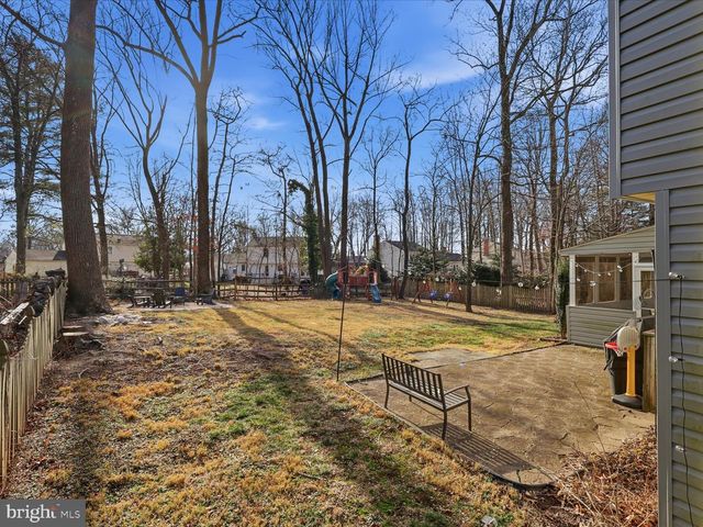 1537 SADLERS WELLS DR, Herndon, VA 20170