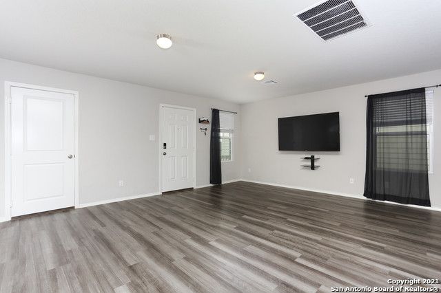 134 SAMUEL KEMPER, San Antonio, TX 78220