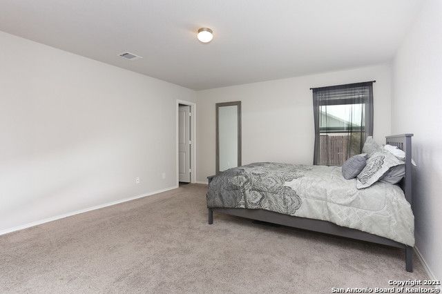 134 SAMUEL KEMPER, San Antonio, TX 78220