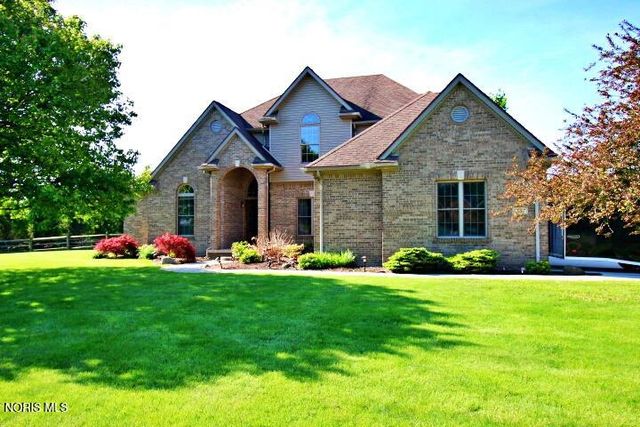 1087 Joseph Road, Luckey, OH 43443