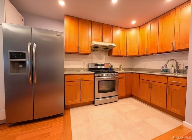 2822 W 16th Street, Brooklyn, NY 11224