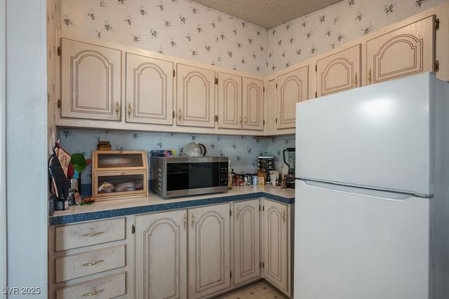 860 West Basin Avenue, Pahrump, NV 89060