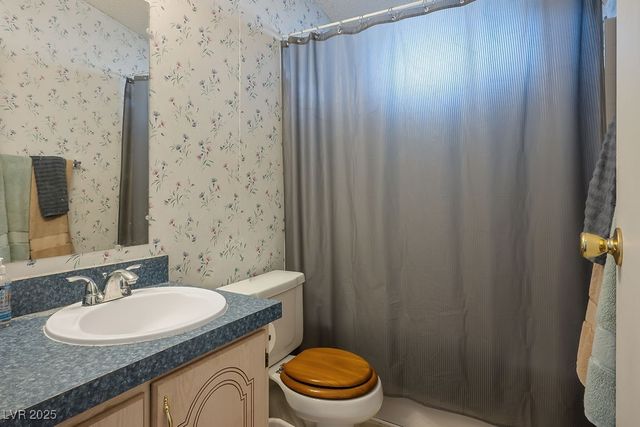 860 West Basin Avenue, Pahrump, NV 89060