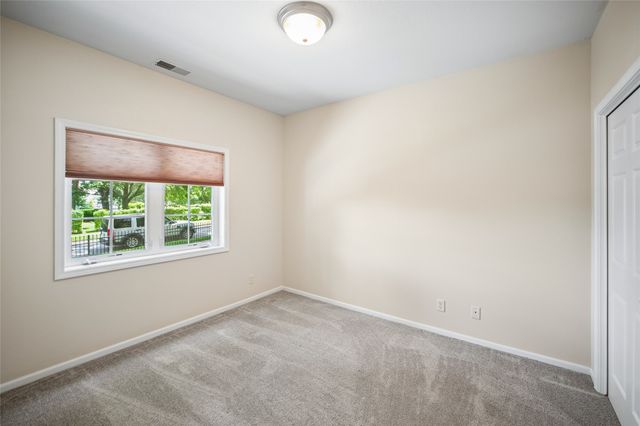 2901 Grand Avenue 101, Des Moines, IA 50312
