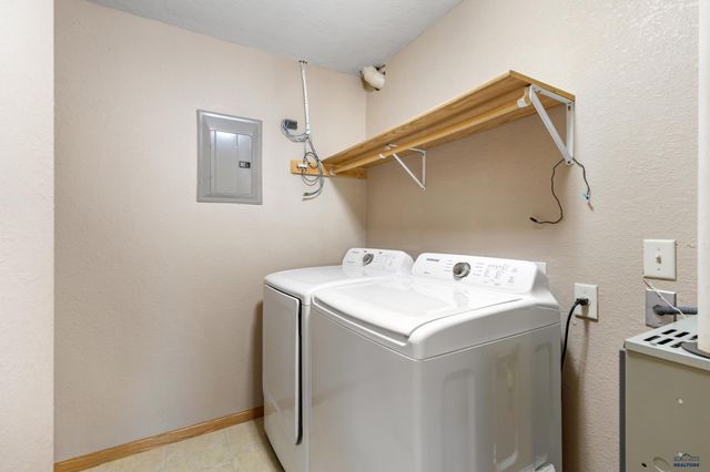 875 Unit C E MINNESOTA, Rapid City, SD 57701