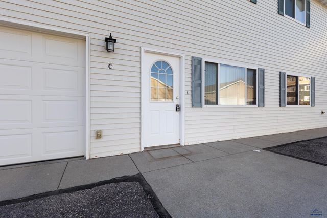 875 Unit C E MINNESOTA, Rapid City, SD 57701