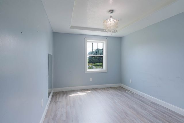 30 Royal Lane, Agawam, MA 01001