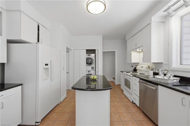 1316 Mallory CT, Norfolk, VA 23507