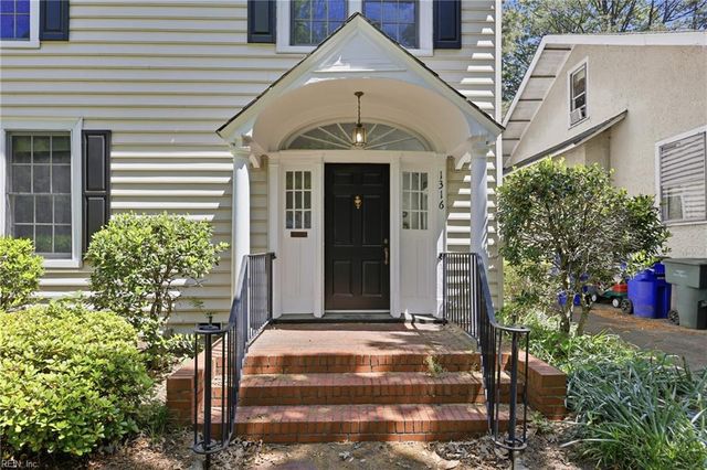 1316 Mallory CT, Norfolk, VA 23507