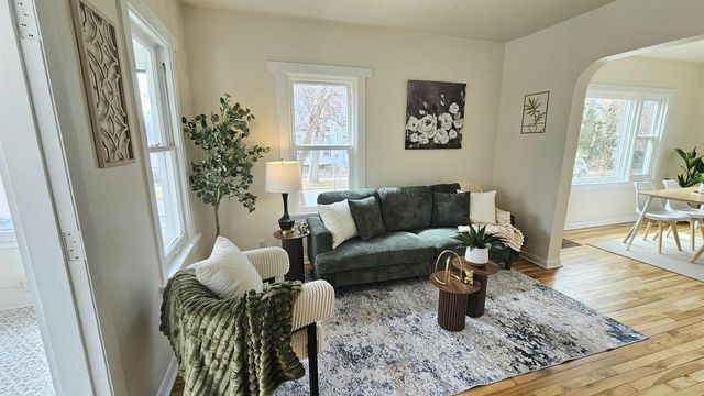 2502 E Johnson Street, Madison, WI 53704