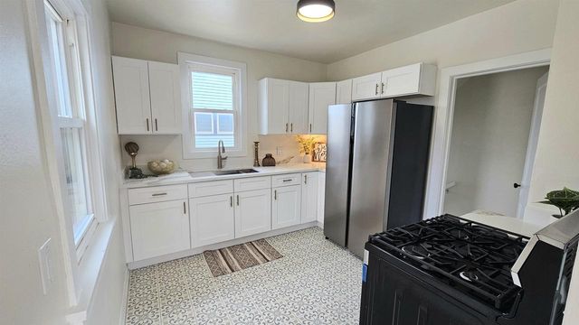 2502 E Johnson Street, Madison, WI 53704