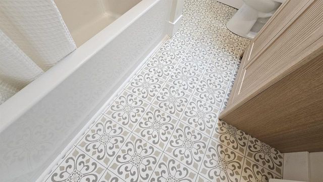 2502 E Johnson Street, Madison, WI 53704