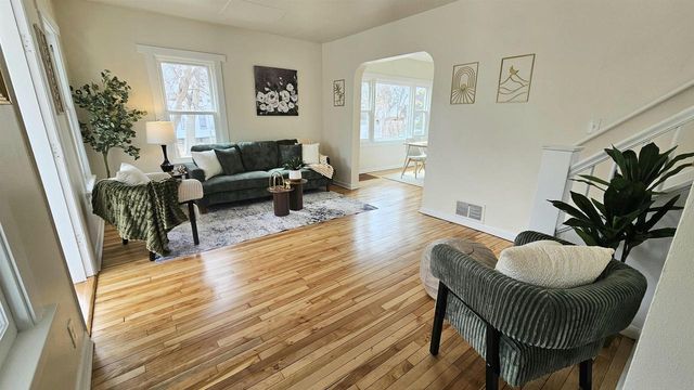 2502 E Johnson Street, Madison, WI 53704