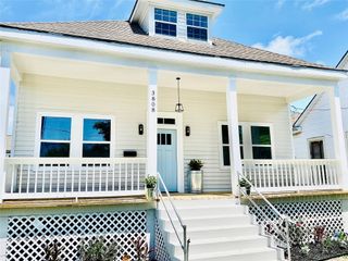 3808 Avenue L, Galveston, TX 77550