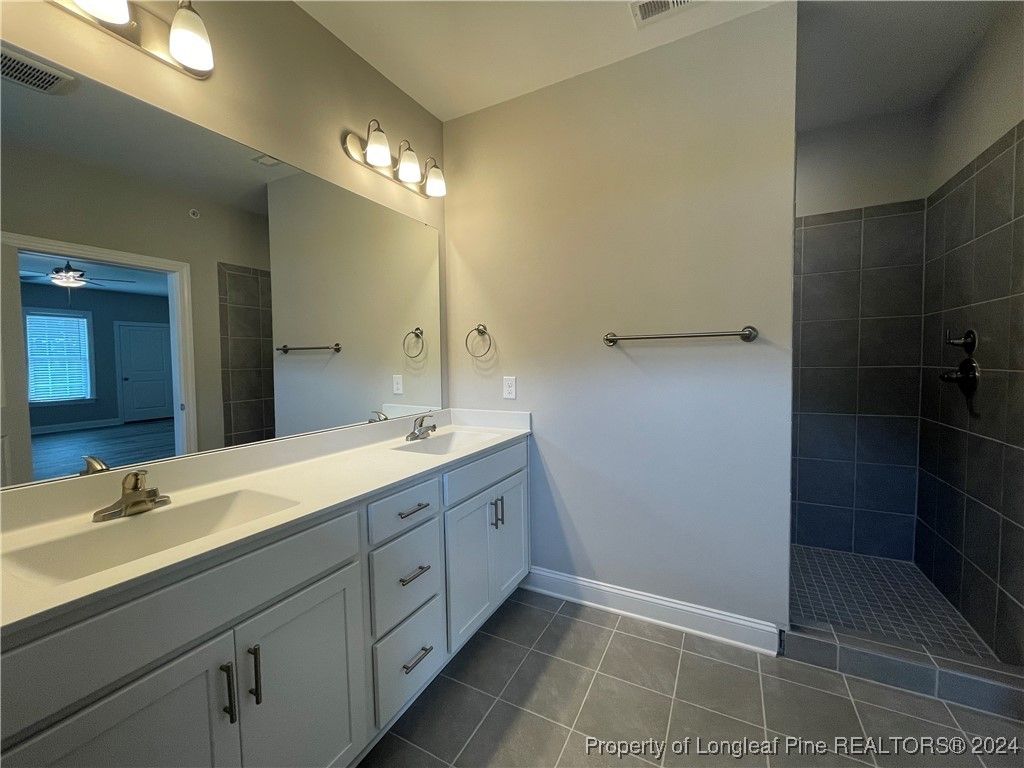 240 Gallery Drive 304, Spring Lake, NC 28390 — photo 5