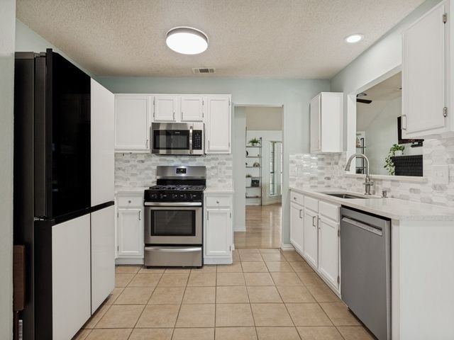 2109 Woodglen Drive, Garland, TX 75040