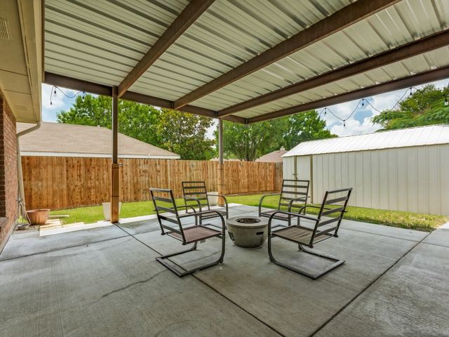 2109 Woodglen Drive, Garland, TX 75040