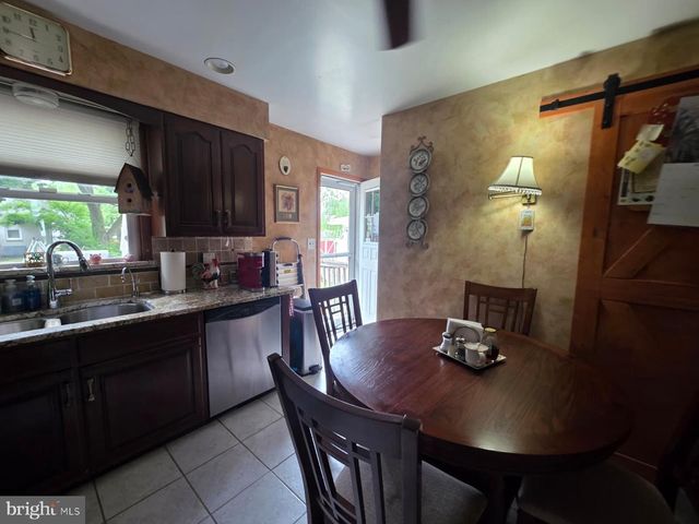 65 ARBOR AVE, Hamilton, NJ 08619