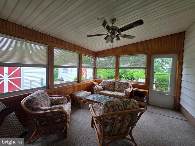 65 ARBOR AVE, Hamilton, NJ 08619