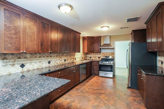 12523 Mill Ridge Drive, Cypress, TX 77429