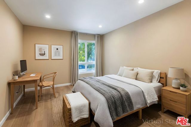 1262 S Barrington Avenue 102, Los Angeles, CA 90025