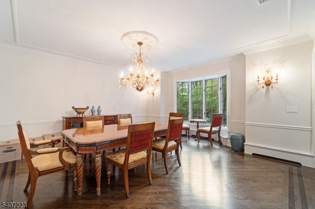 54 Mohawk Ave, Norwood Boro, NJ 07648