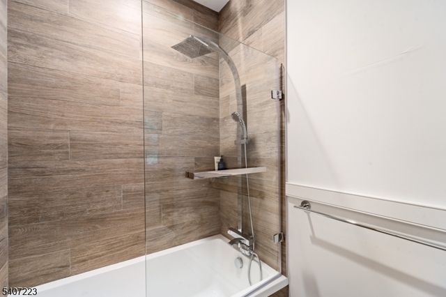 54 Mohawk Ave, Norwood Boro, NJ 07648