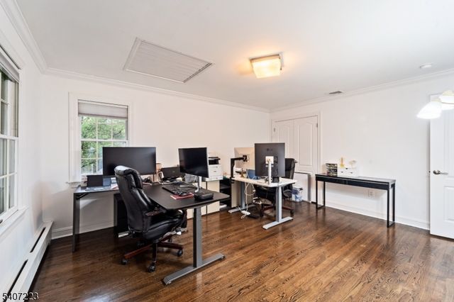 54 Mohawk Ave, Norwood Boro, NJ 07648