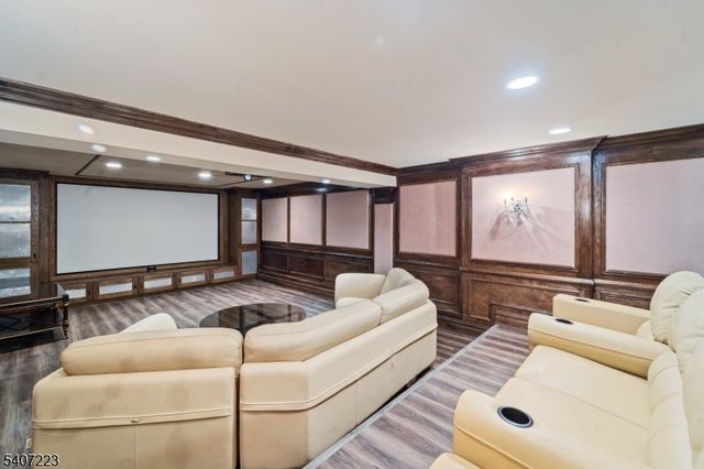 54 Mohawk Ave, Norwood Boro, NJ 07648