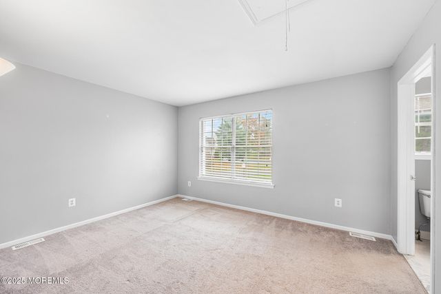 6 Groom Court, Tinton Falls, NJ 07753